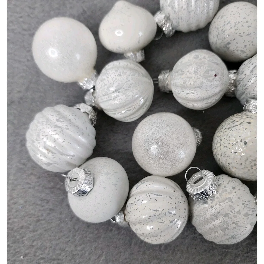 Kugel‎ Vintage Style White Mini Glass Christmas 2